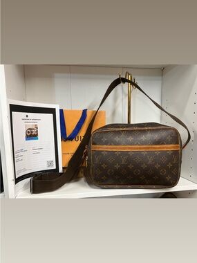 🔥🔥 Louis Vuitton Monogram Reporter PM with COA